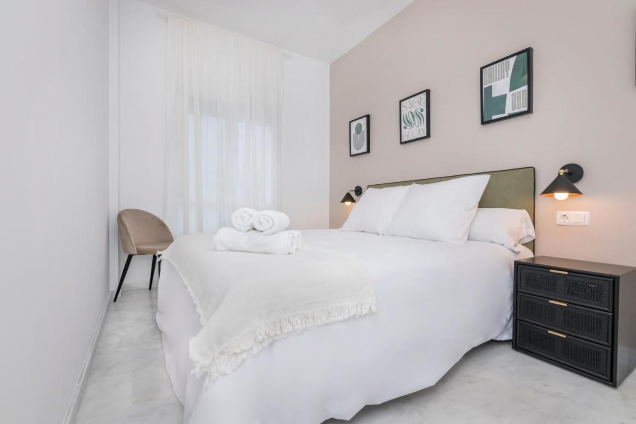 Exclusivo Duplex Carrera Leilighet Málaga Eksteriør bilde